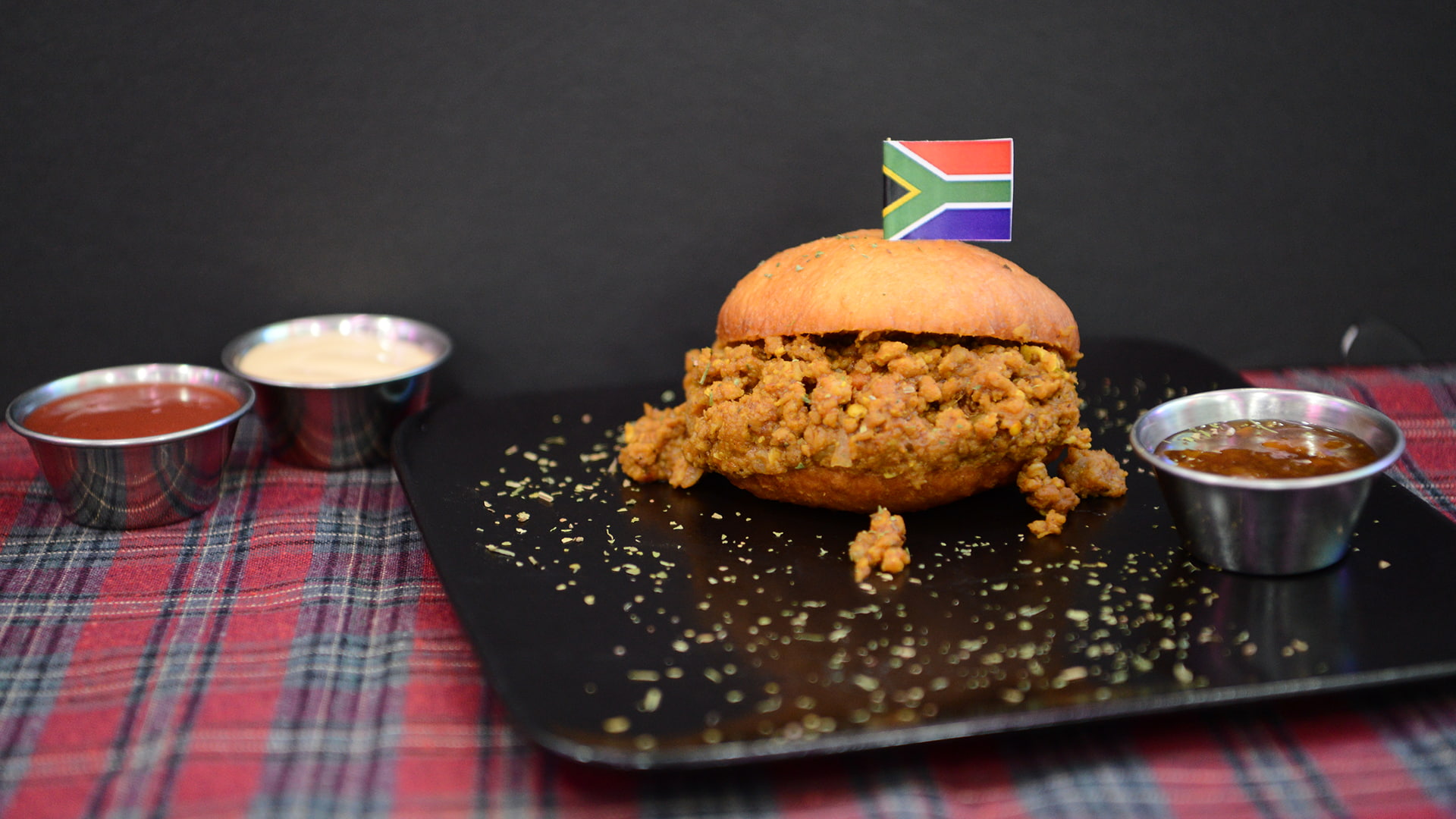 Vetkoek & Mince Burger