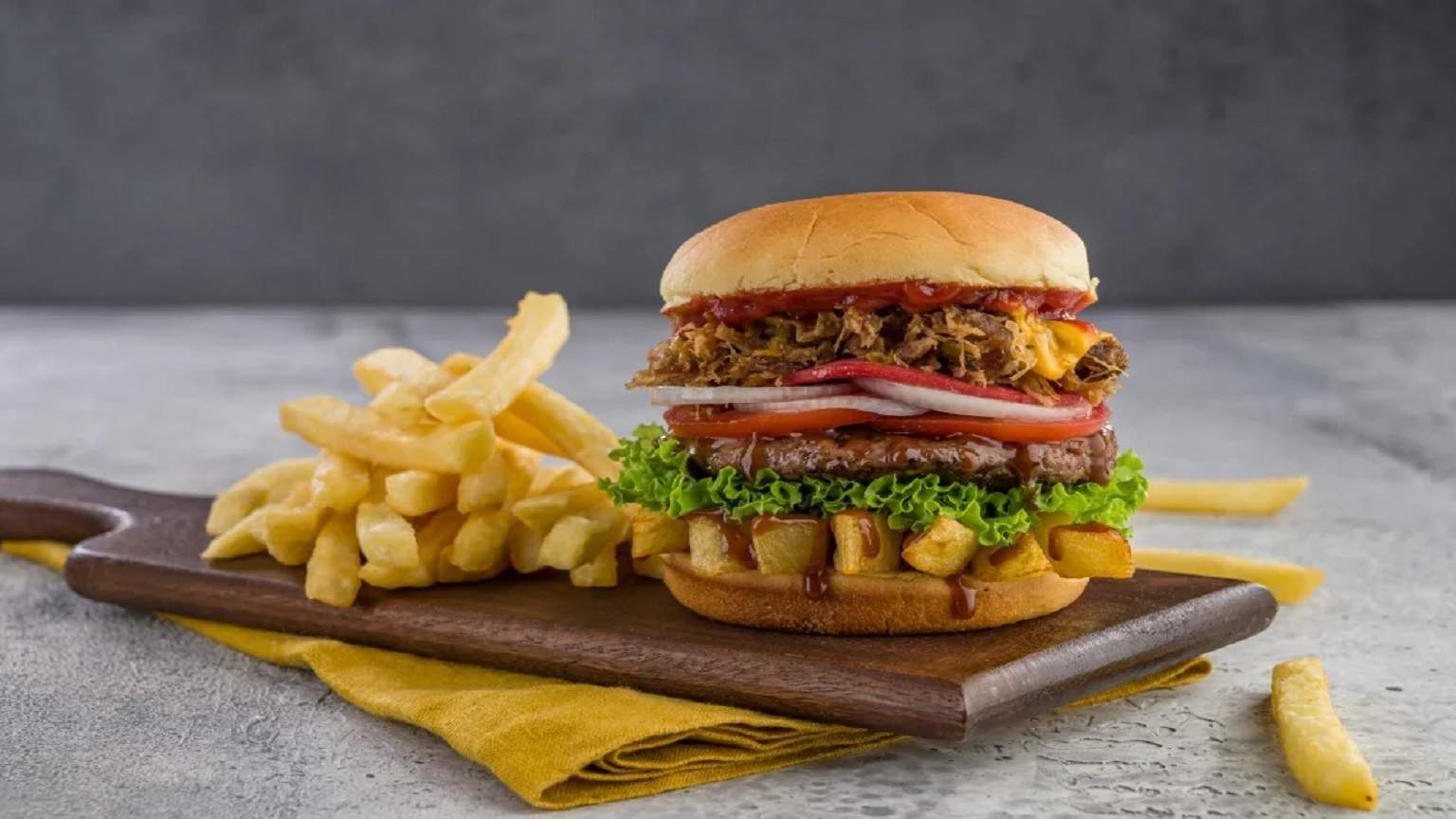 SAFFA SPECIAL BURGER